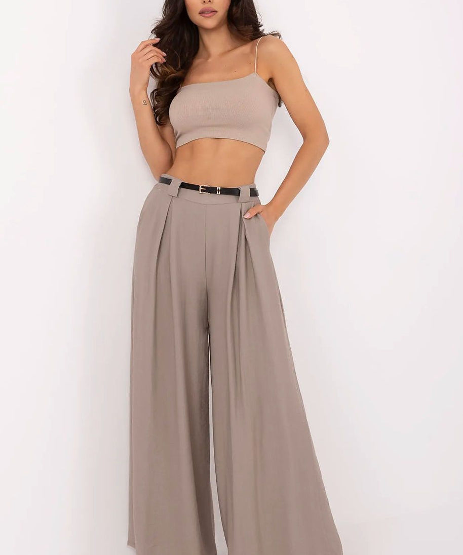  Women trousers model 213059 Italy Moda 