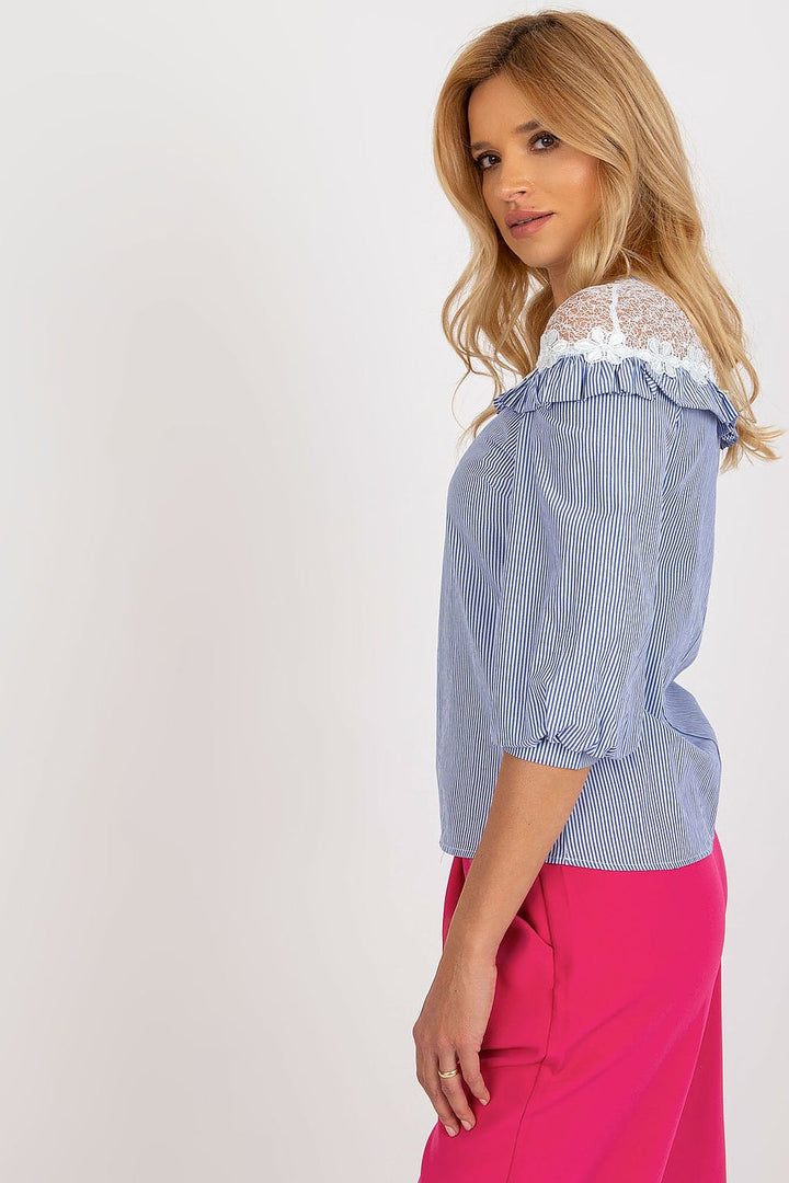  Blouse model 216401 Lakerta 