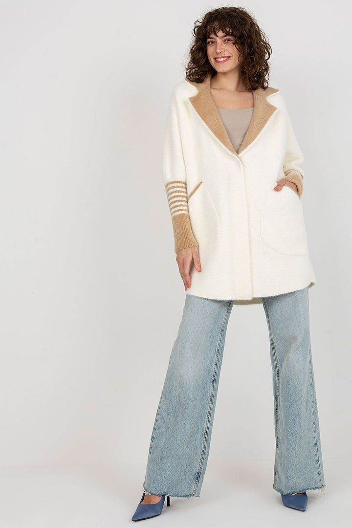 Coat model 175709 - MHMote
