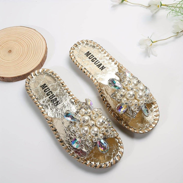 [Durable Build] Elegant Women's Open-Toe Slide Sandals with Handcrafted Floral Rhinestone & Pearl Accents - Fashionable Beige Slip-On Flats, Perfect for All Seasons - MHMote